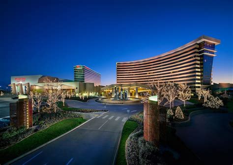 hotel casino resorts in oklahoma